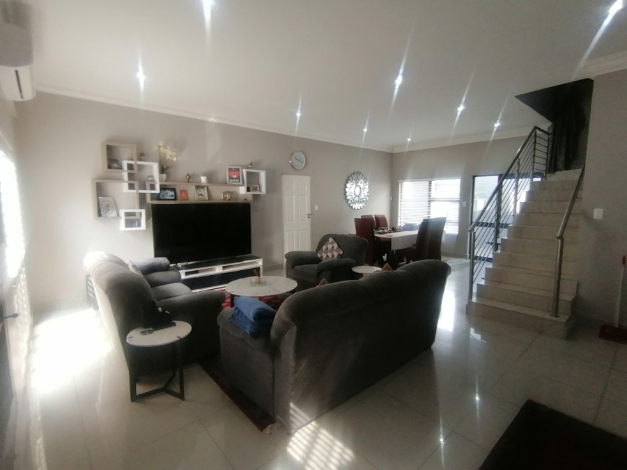 4 Bedroom Property for Sale in Wild Olive Estate Free State